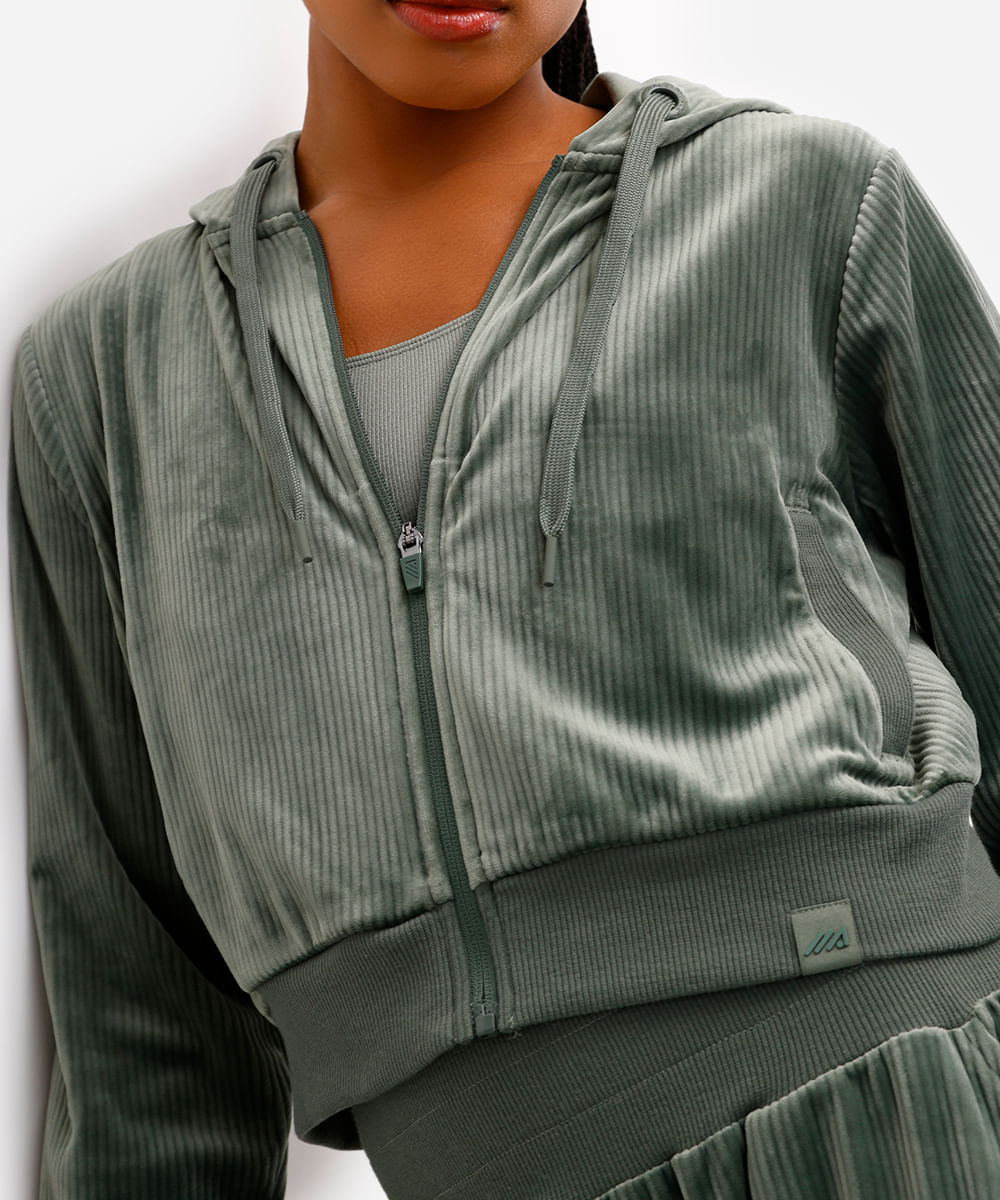 jaqueta bomber cropped plush esportiva com capuz verde
