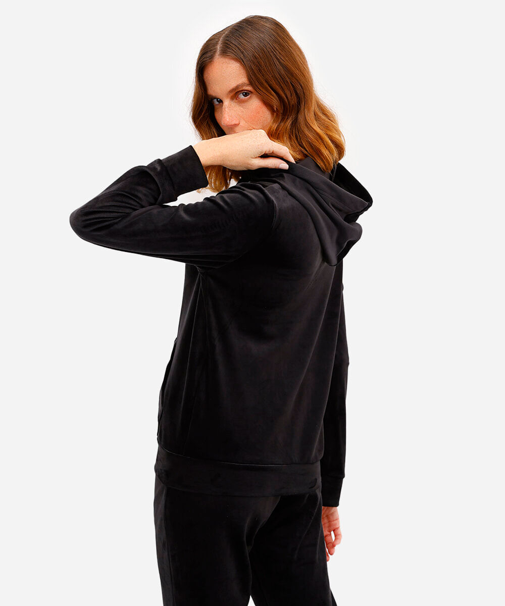 jaqueta de plush com capuz esportiva ace preta