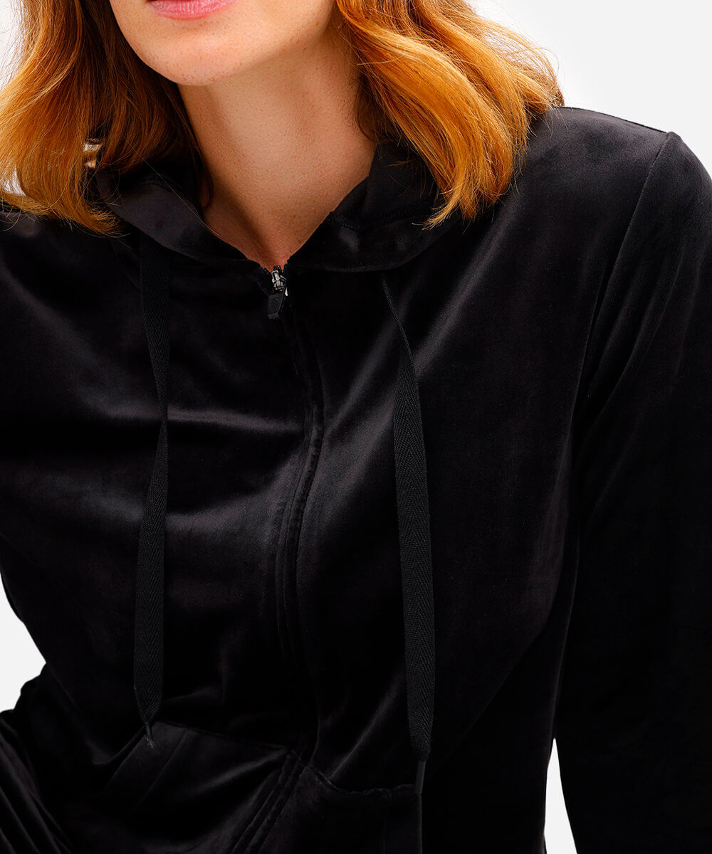 jaqueta de plush com capuz esportiva ace preta