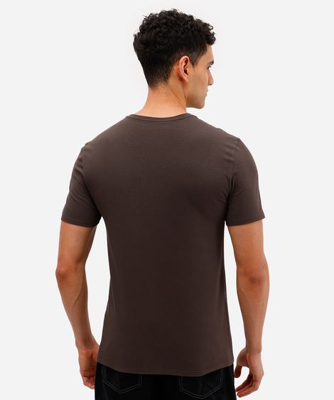 camiseta slim básica manga curta - marrom