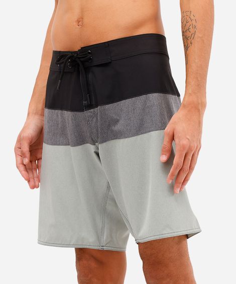 short boardshort masculino com recortes cinza