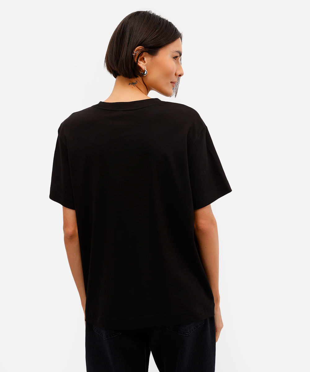 camiseta comfort feminina de algodão peruano interlock preta