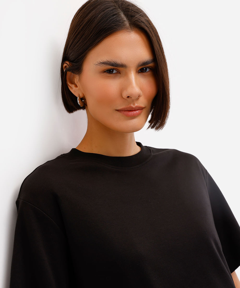 camiseta comfort feminina de algodão peruano interlock preta