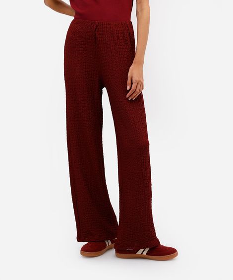 calça reta básica feminina texturizada vinho