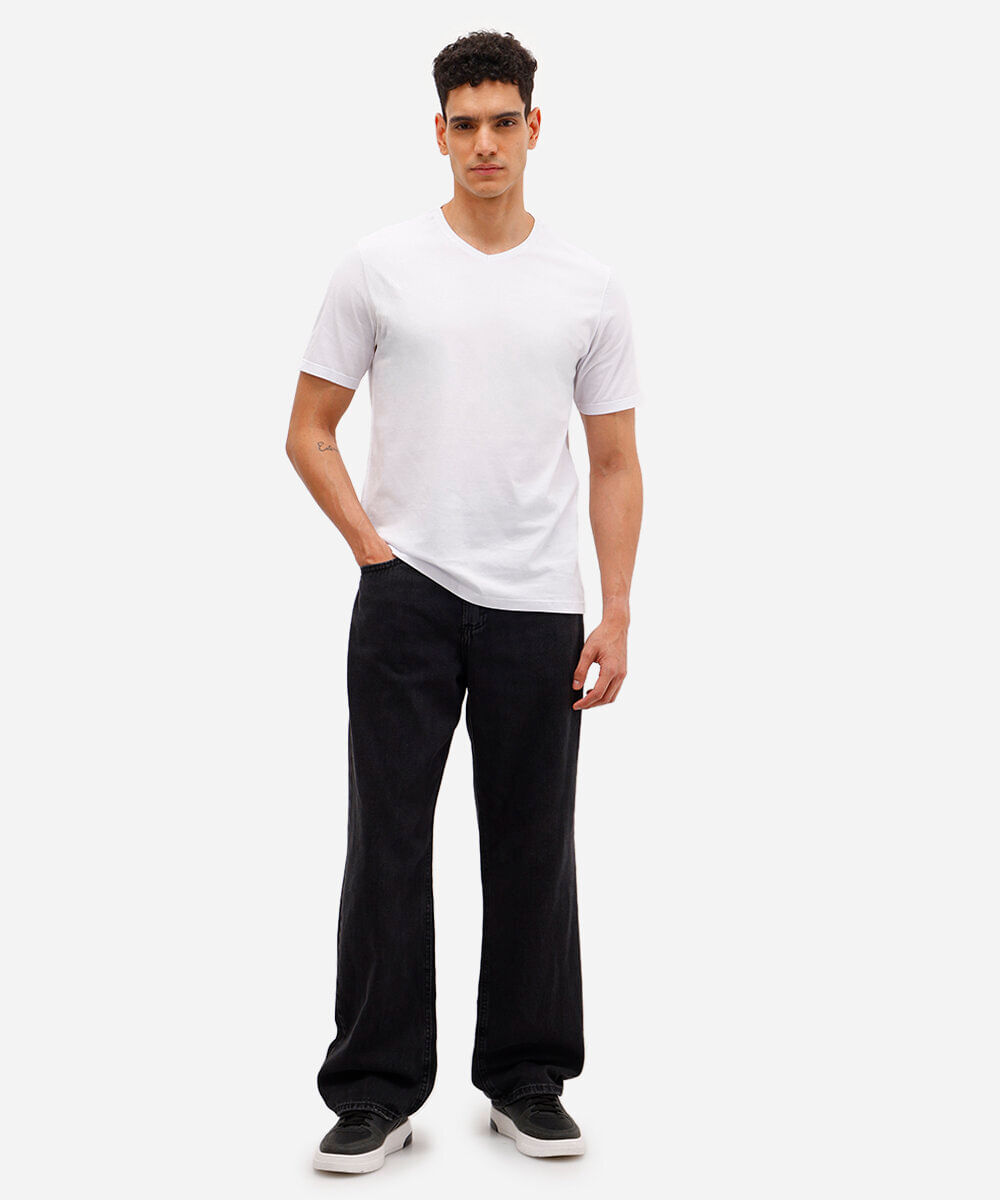 camiseta de algodão básica gola v branca