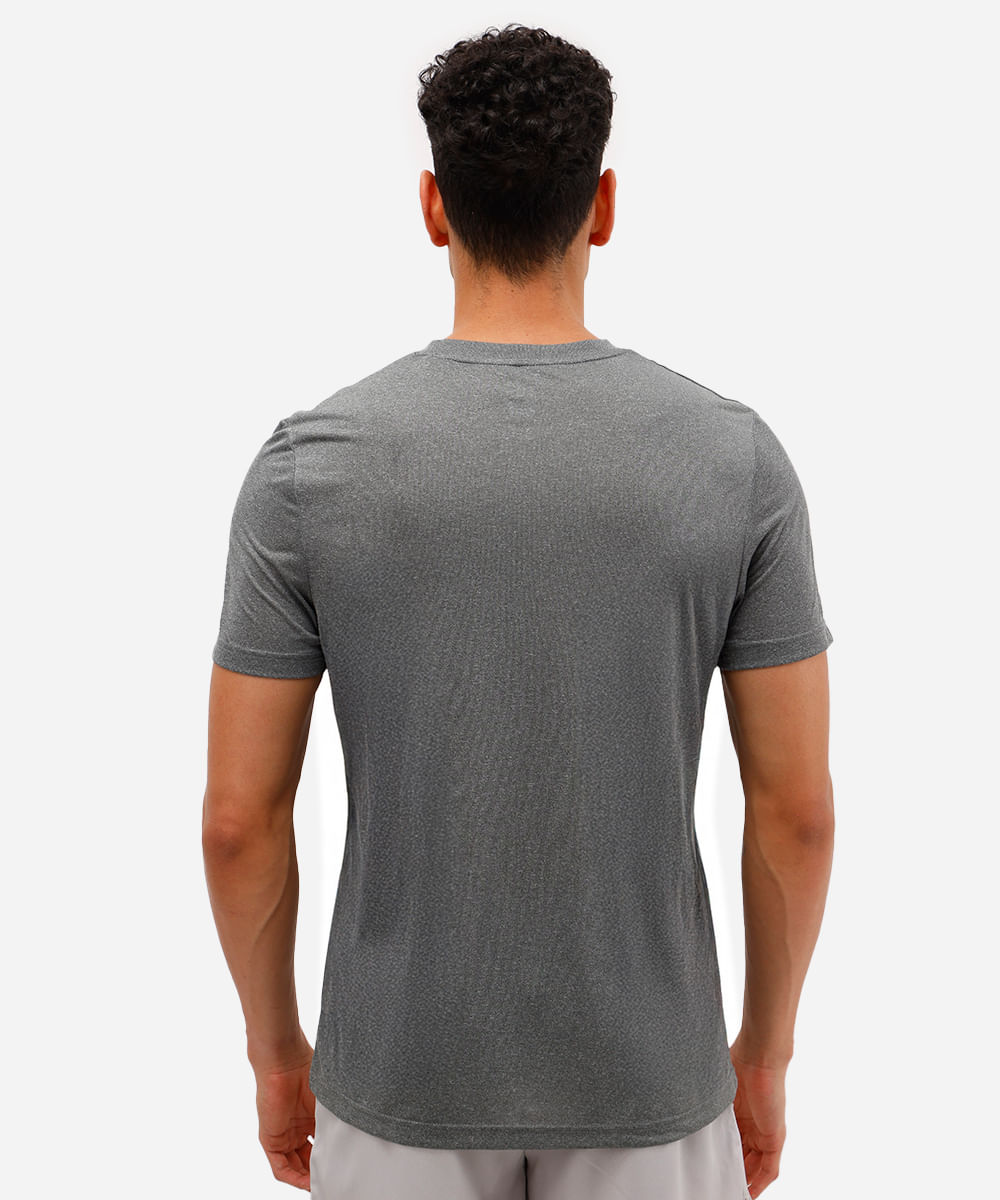 camiseta masculina esportiva verde