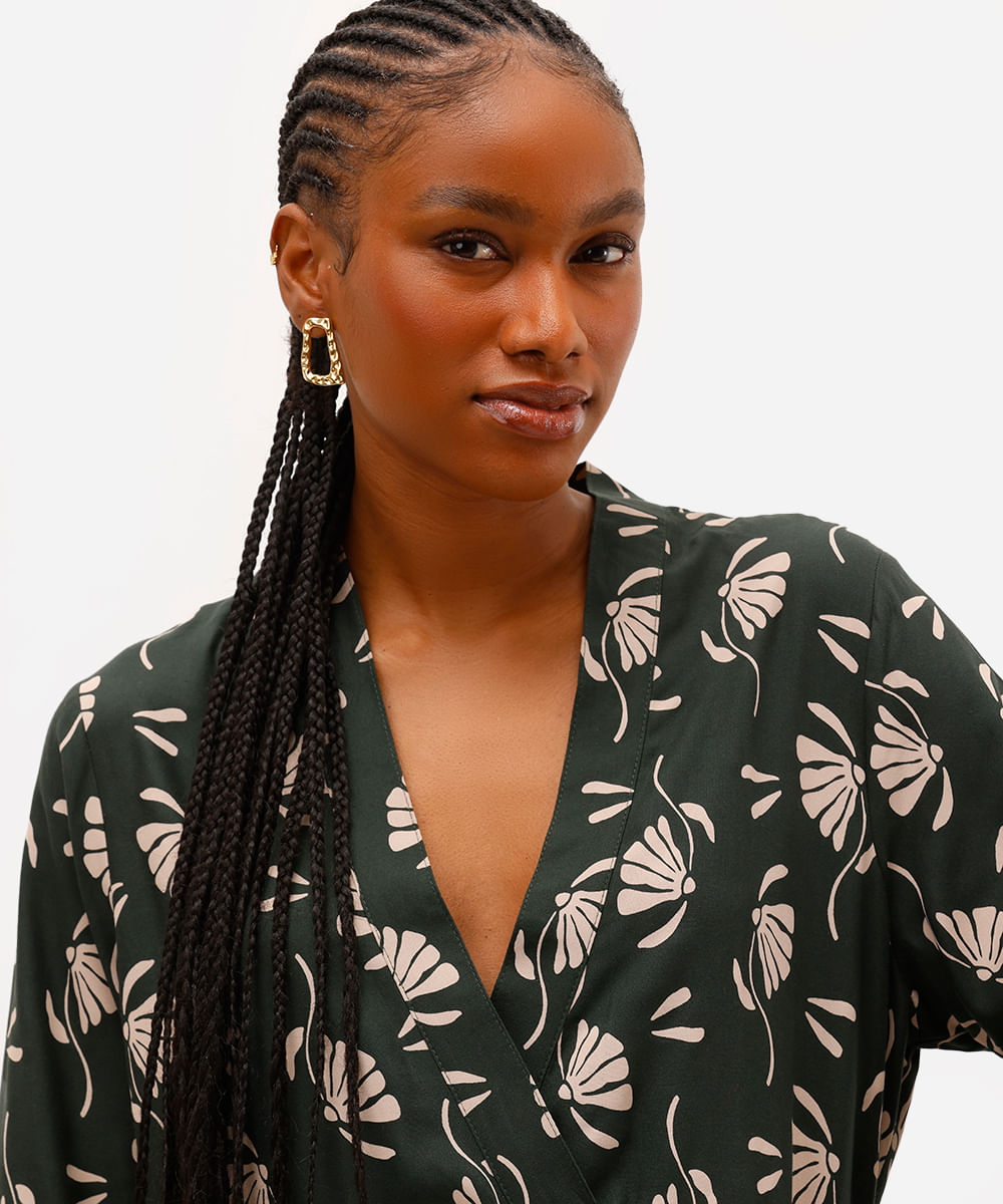 vestido curto feminino de viscose floral verde