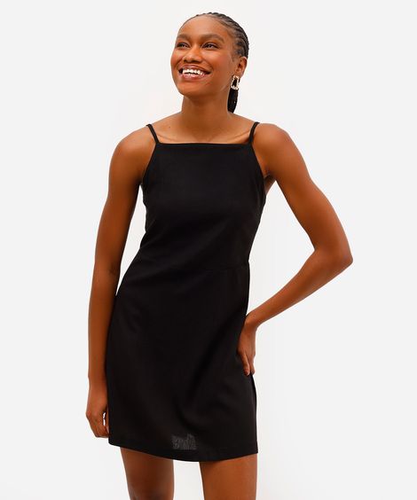 vestido curto feminino com decote quadrado com linho preto