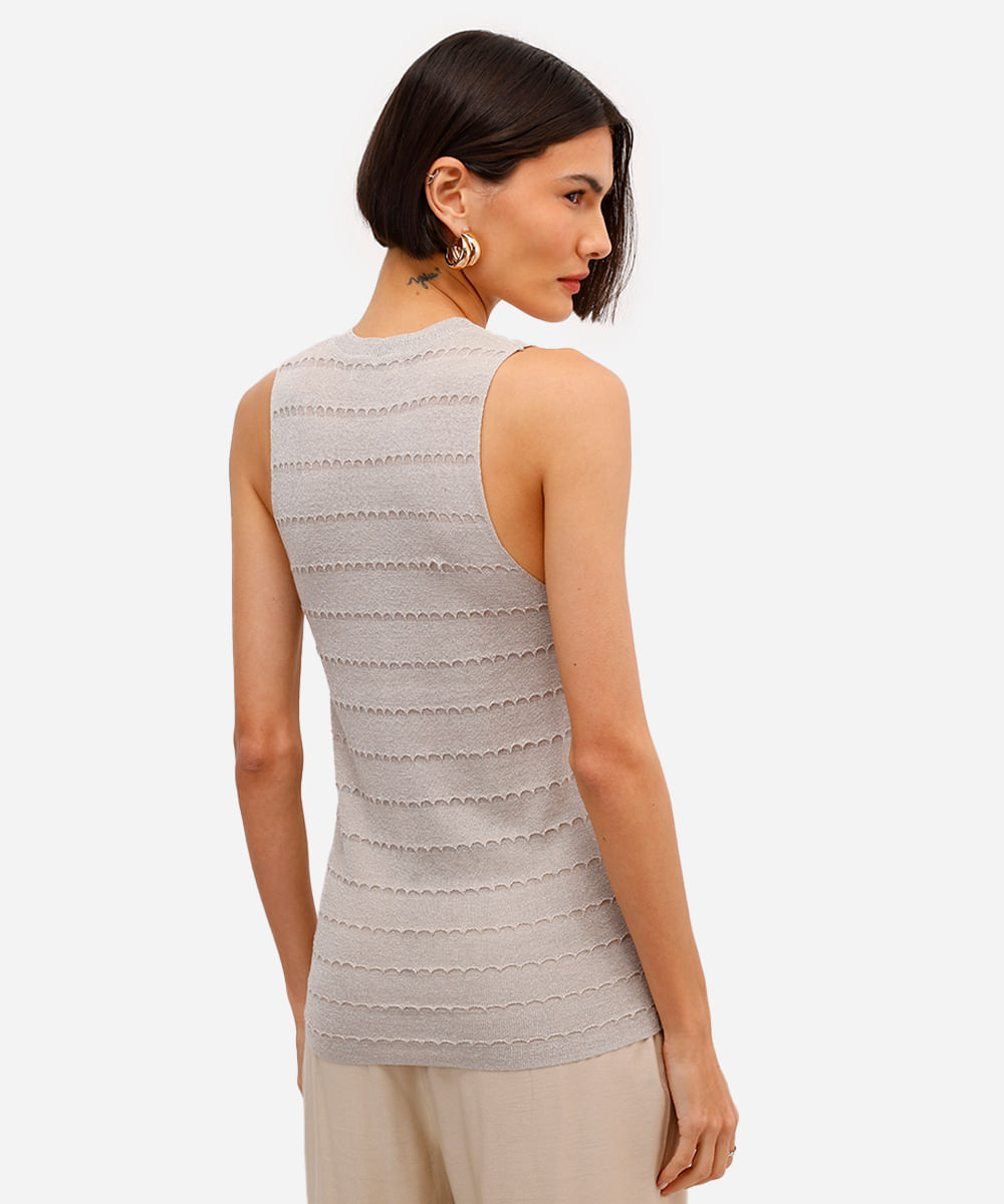 regata feminina de tricot texturizado com lurex bege
