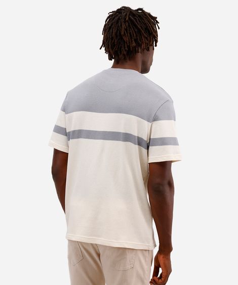 camiseta comfort texturizada listrada manga curta azul