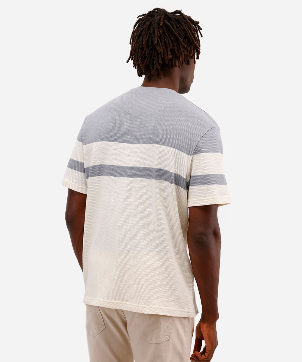 camiseta comfort texturizada listrada manga curta azul