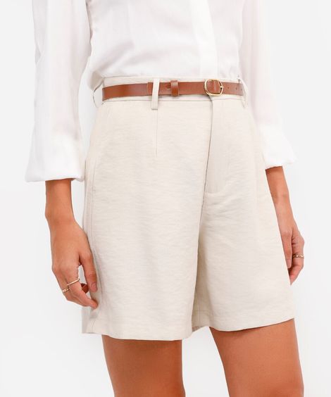 short feminino de alfaiataria texturizado com cinto bege