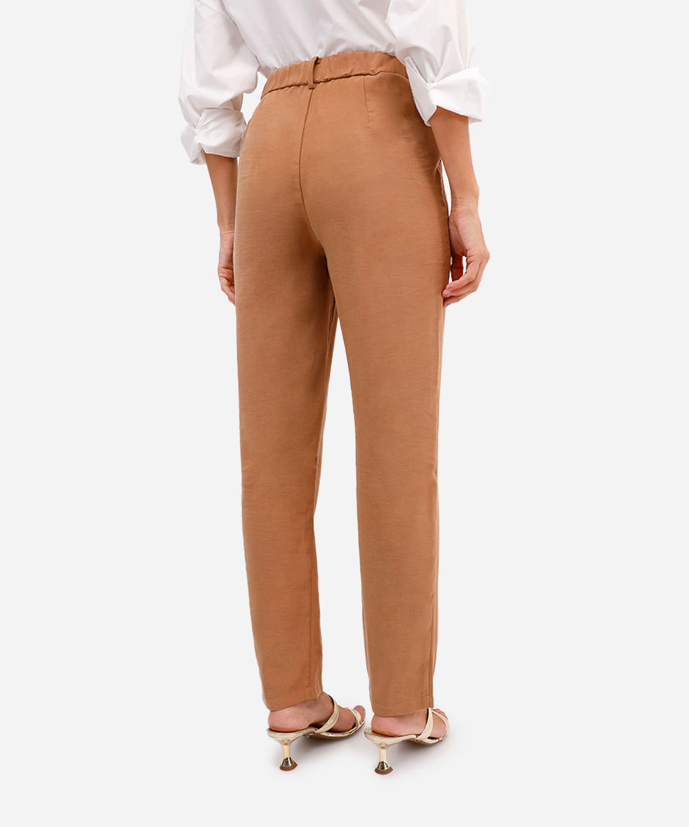 calça reta de alfaiataria feminina em viscose cós elástico marrom