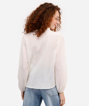 bata feminina manga longa xadrez com babado off white