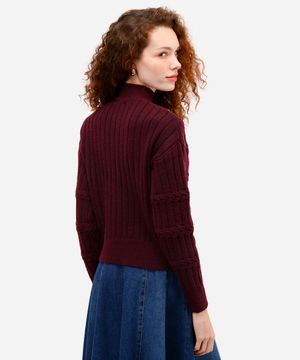 suéter feminino gola alta texturizado roxo