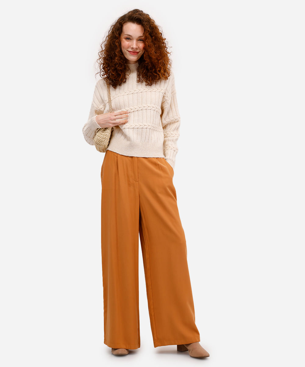 suéter feminino gola alta texturizado bege