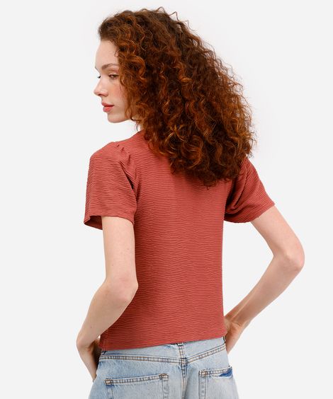 blusa feminina manga curta texturizada com botões rosa