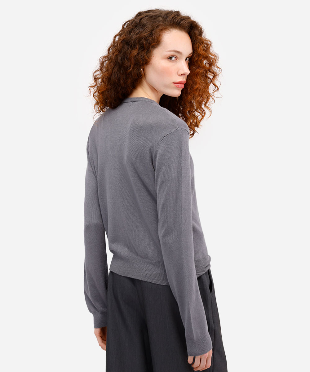 cardigan feminino de tricot  cinza