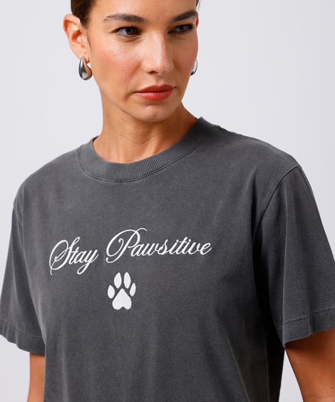 camiseta feminina de algodão stay pawsitive mindset cinza