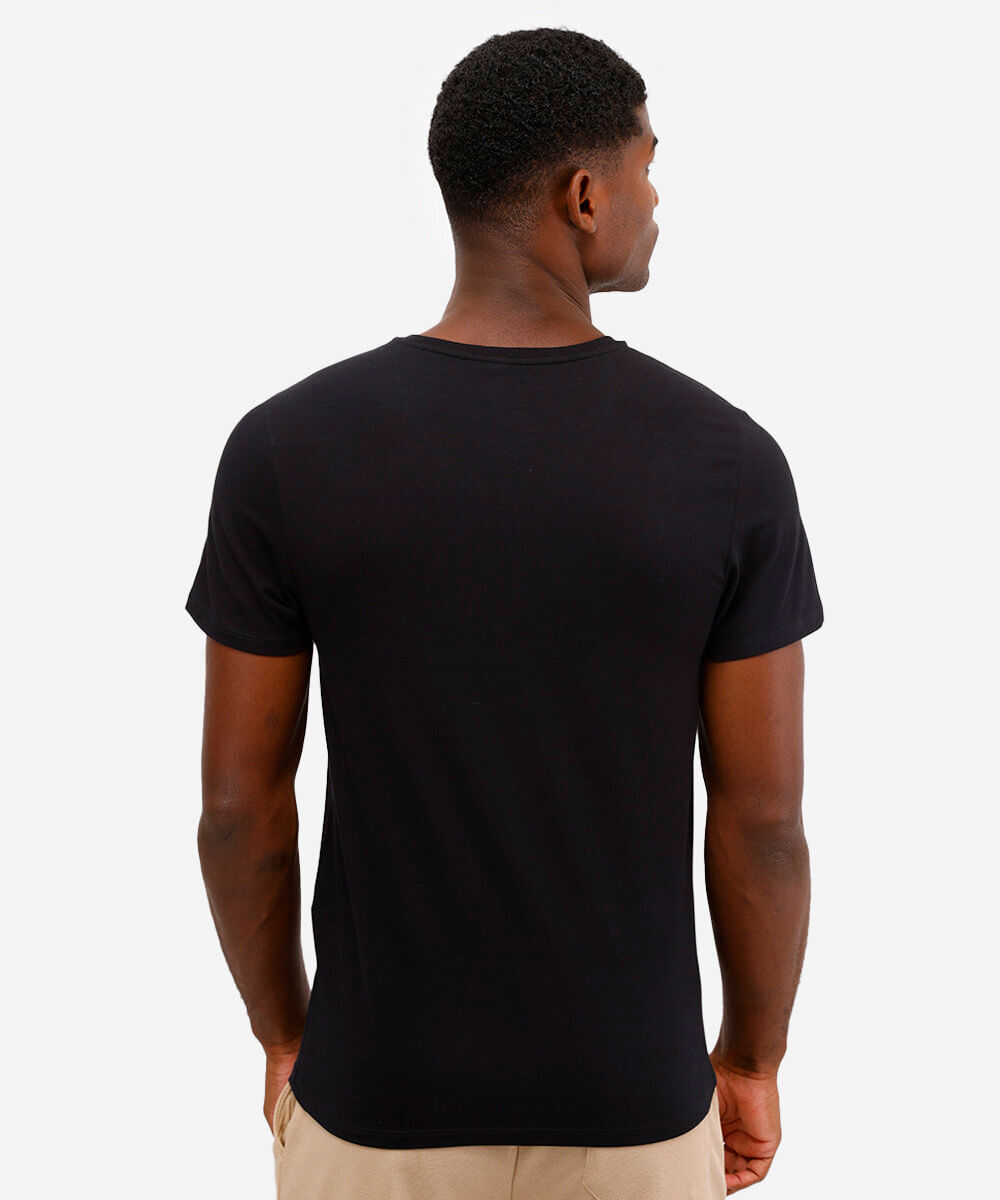 camiseta de algodão gola v preta