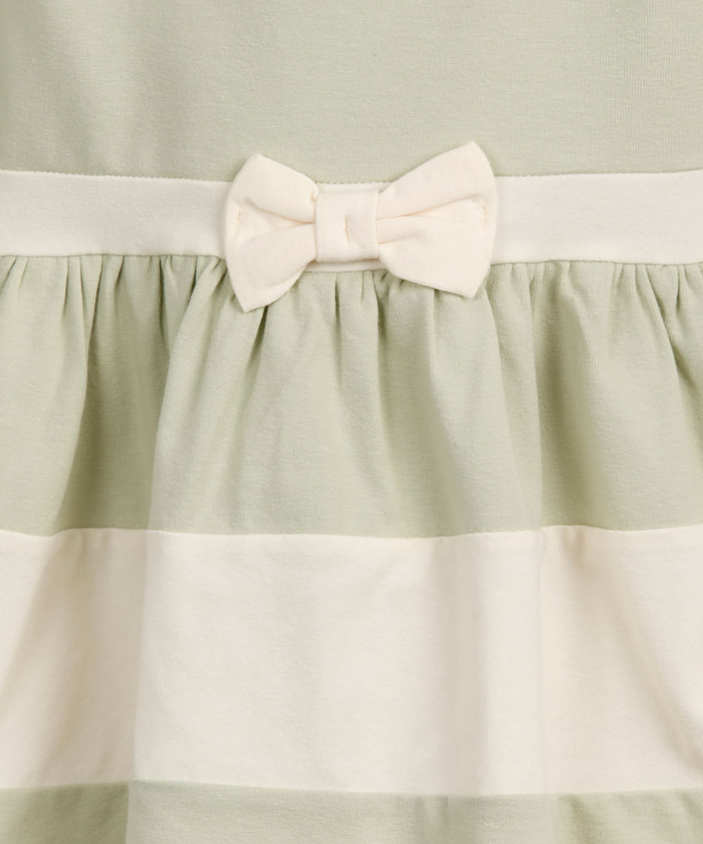 vestido curto infantil com recortes manga longa verde
