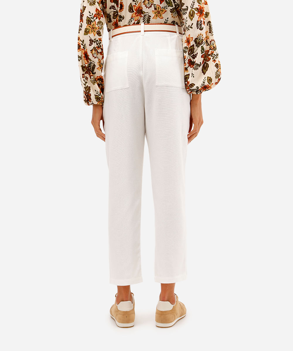 calça feminina de alfaiataria com linho e cinto off white