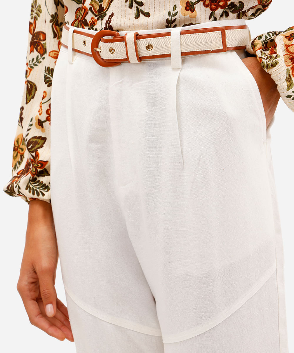 calça feminina de alfaiataria com linho e cinto off white