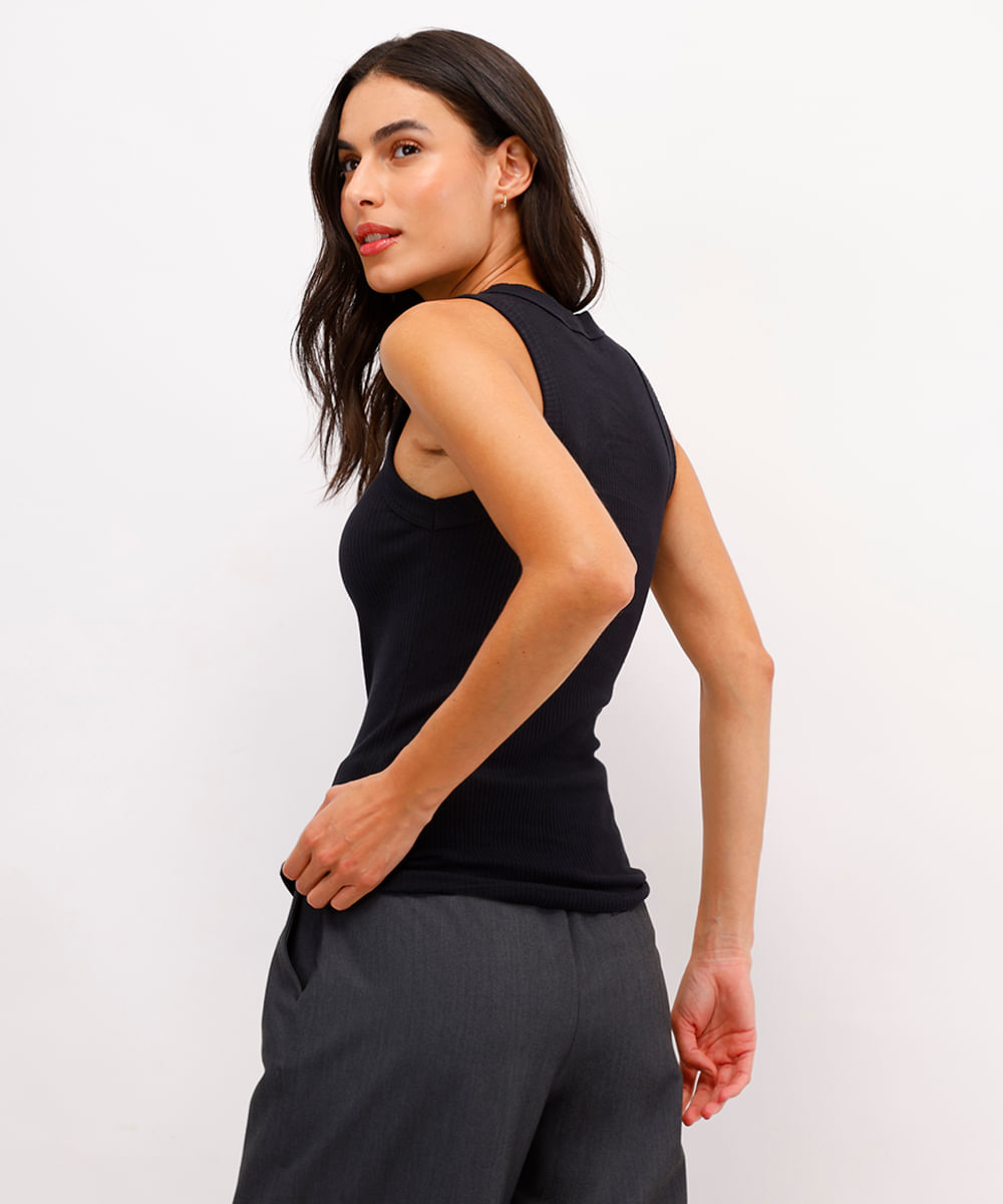 regata básica feminina de algodão canelada preto