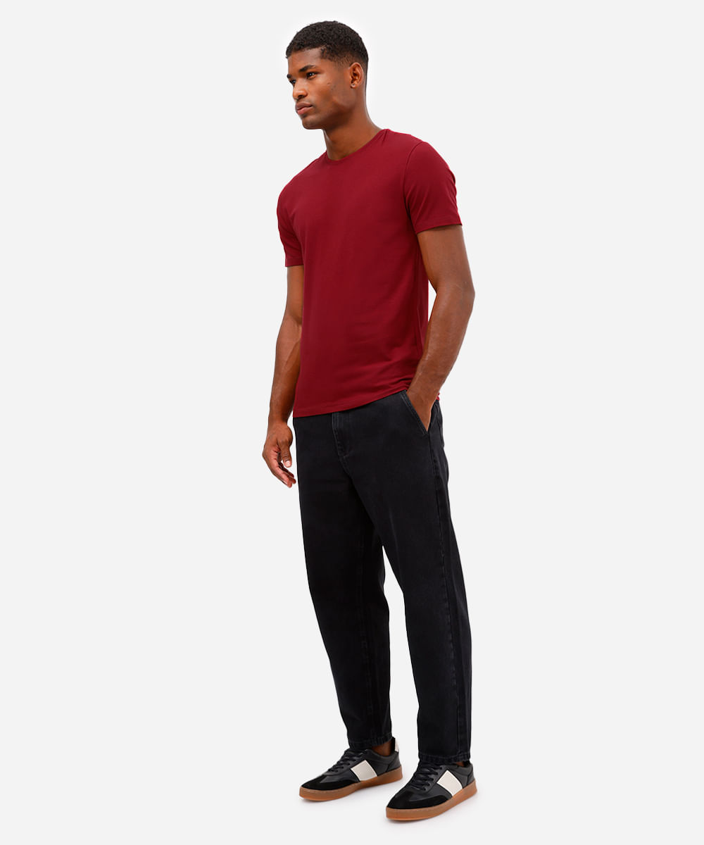 camiseta slim básica manga curta - vinho escuro