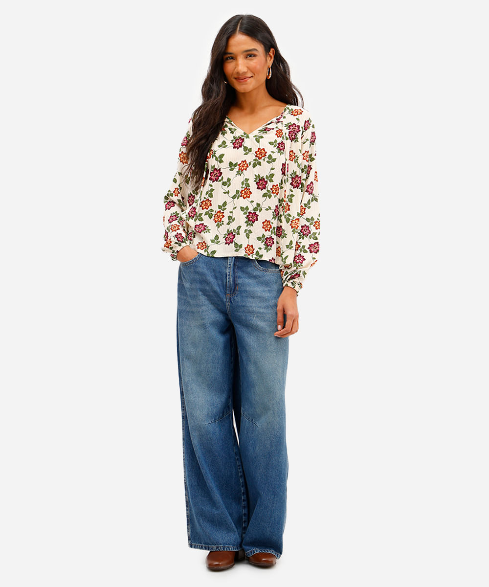 bata feminina de viscose floral com lurex bege