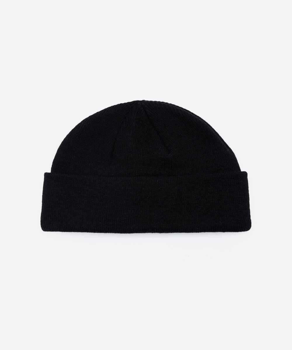 gorro curto masculino de tricot preto