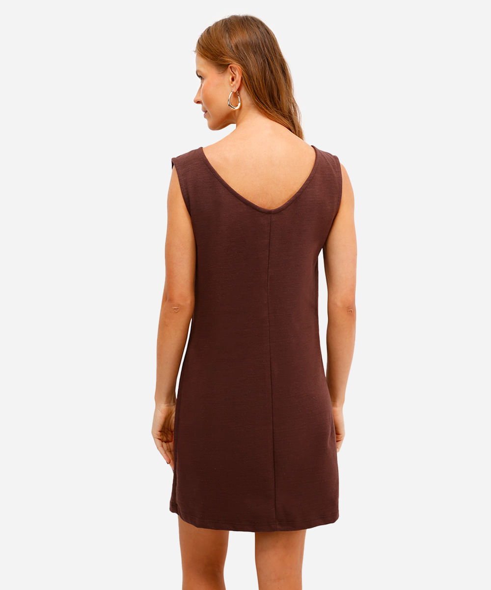 vestido curto decote redondo - marrom