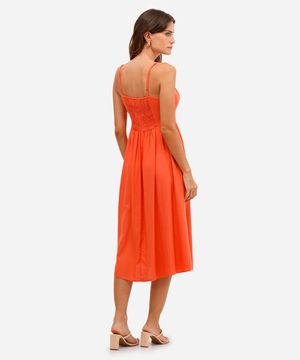 vestido midi feminino com linho decote coração laranja