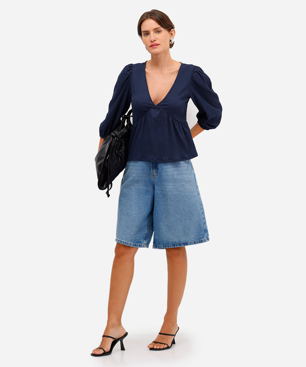 bata feminina manga bufante texturizada azul