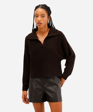 suéter feminino de tricot com gola polo marrom