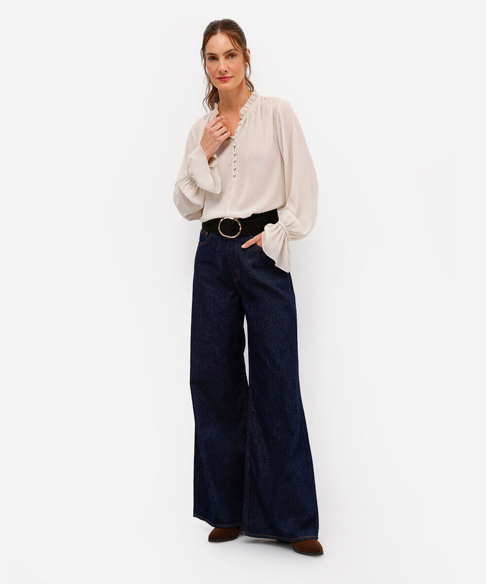 bata feminina com babado texturizada bege