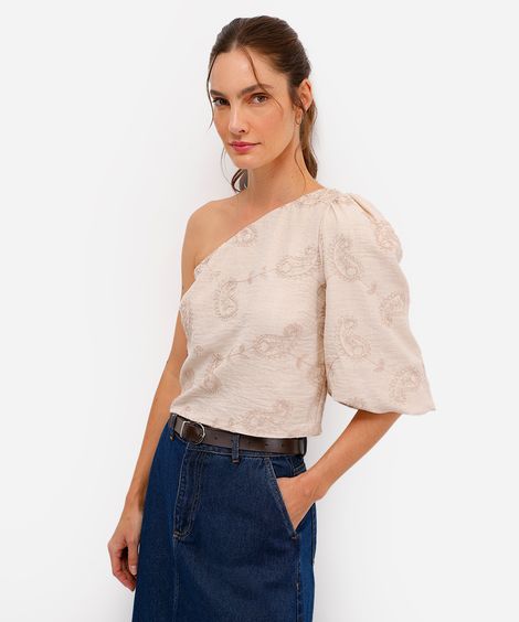 blusa ombro único feminina bordado paisley bege