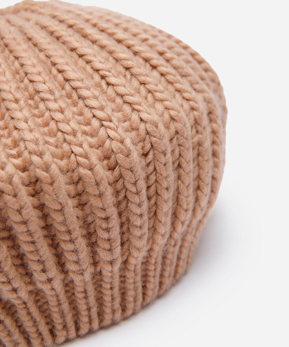 boina feminina de tricot bege