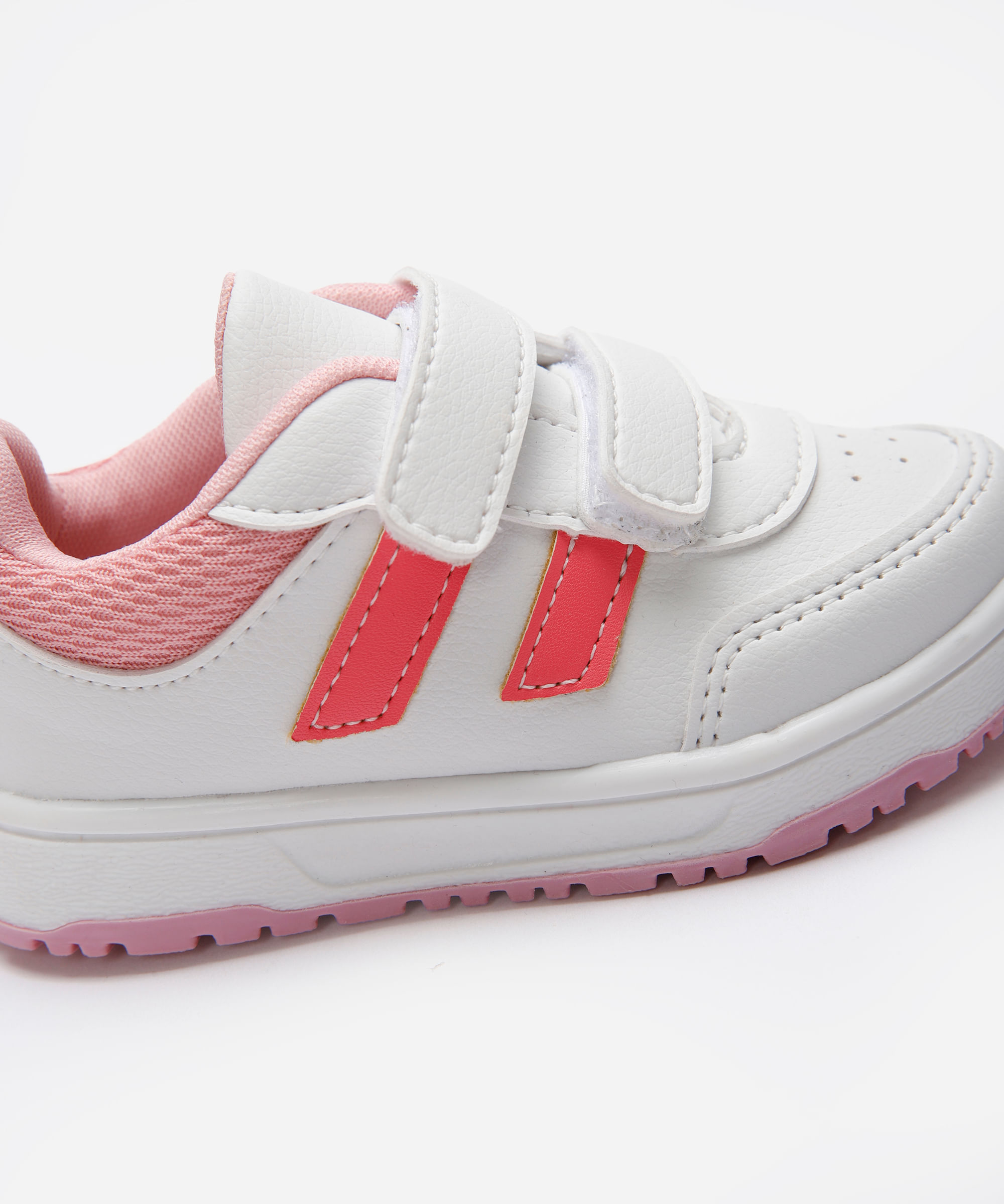 tênis casual infantil com velcro bicolor branco
