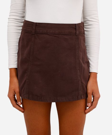 short saia feminino de sarja com fendas marrom