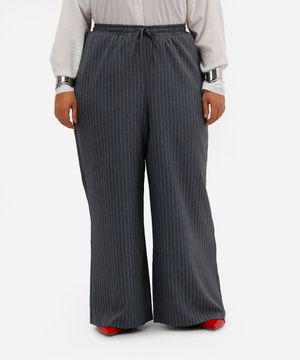 calça reta feminina risca de giz cós elástico plus size cinza