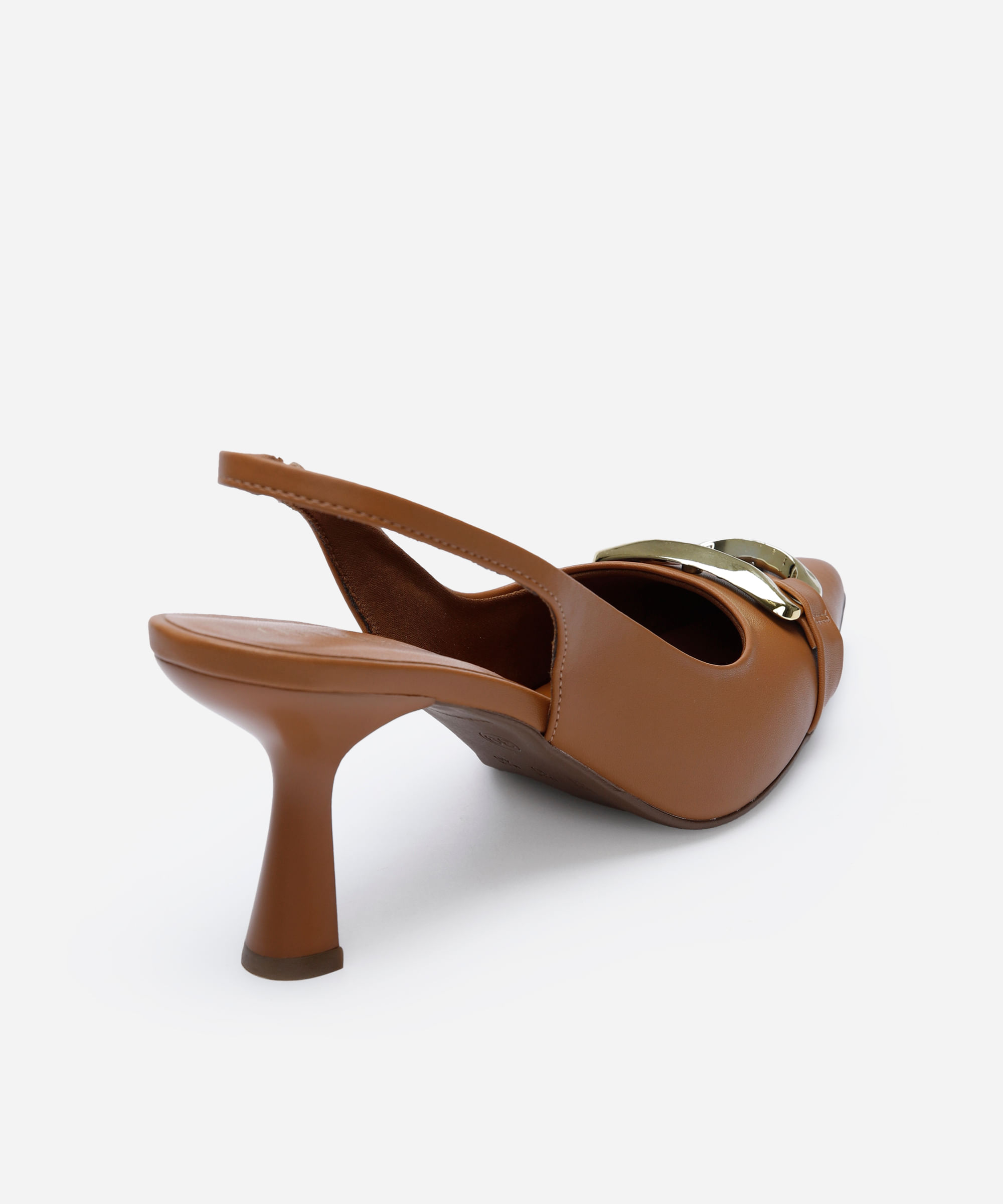 scarpin bico fino feminino com fivela oneself marrom