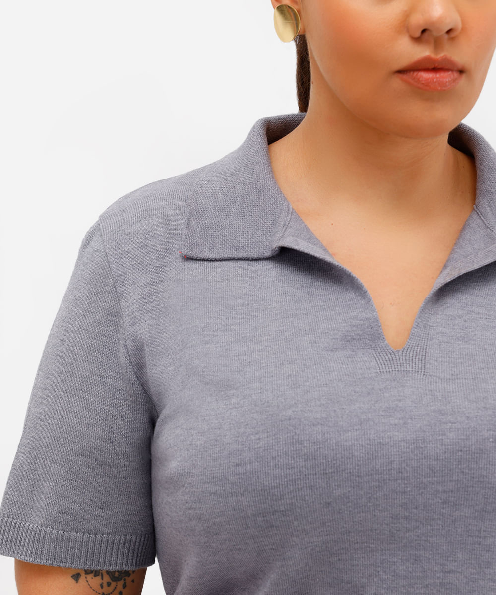 polo feminina de tricot plus size cinza