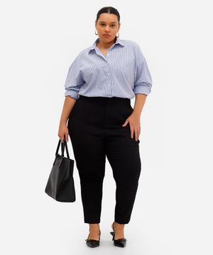 calça de alfaiataria feminina com pregas plus size preta