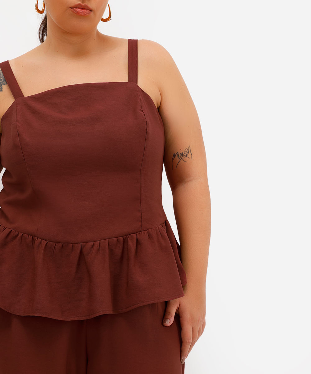 bata feminina de viscose decote quadrado plus size marrom