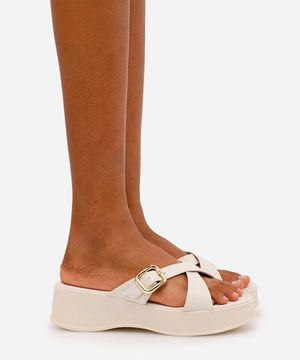 sandália anabela feminina via uno off white