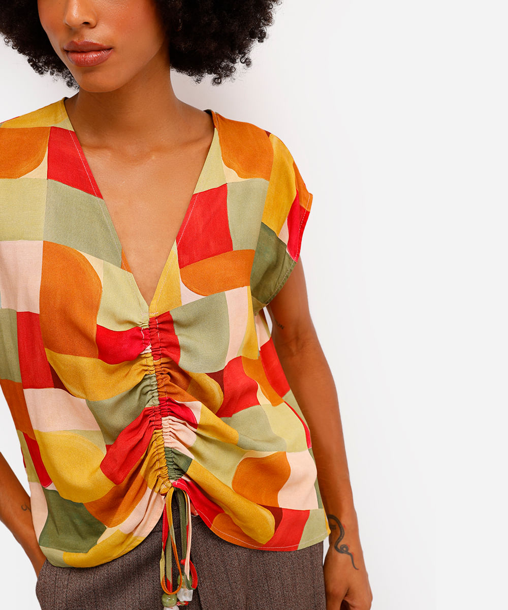 blusa feminina de viscose decote v geométrica vivi olimo amarela