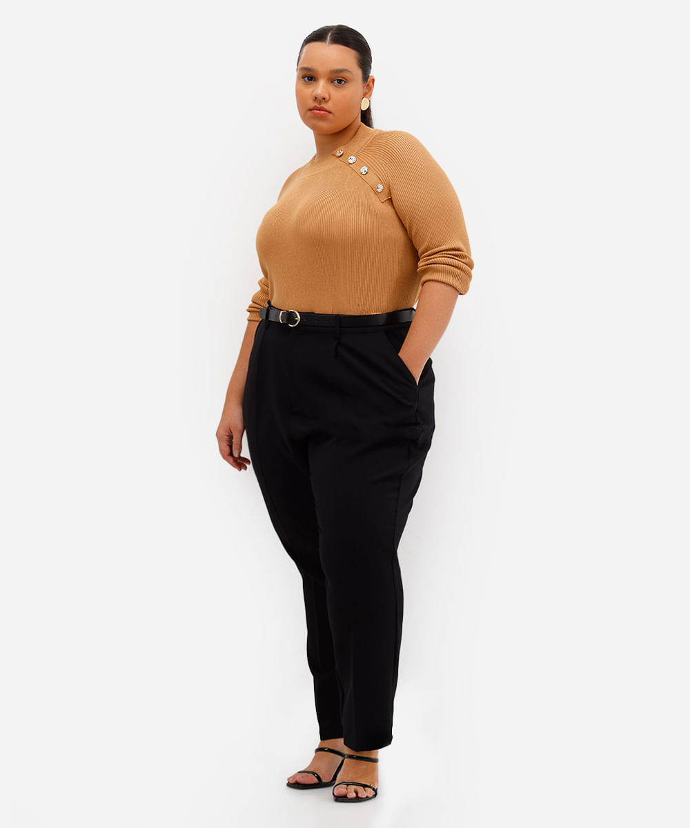 suéter feminino de tricot canelado com botões plus size bege