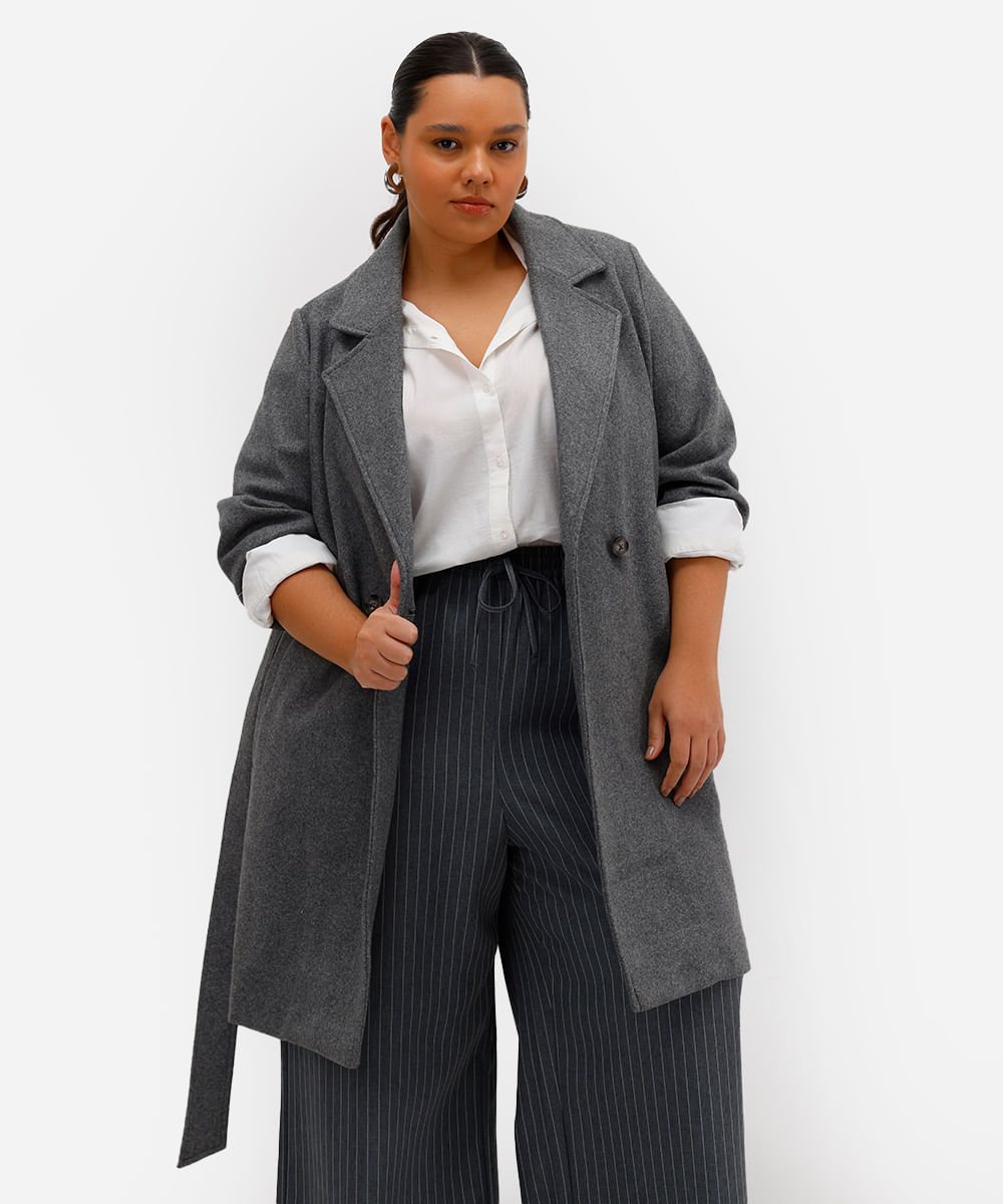 trench coat feminino texturizado plus size cinza