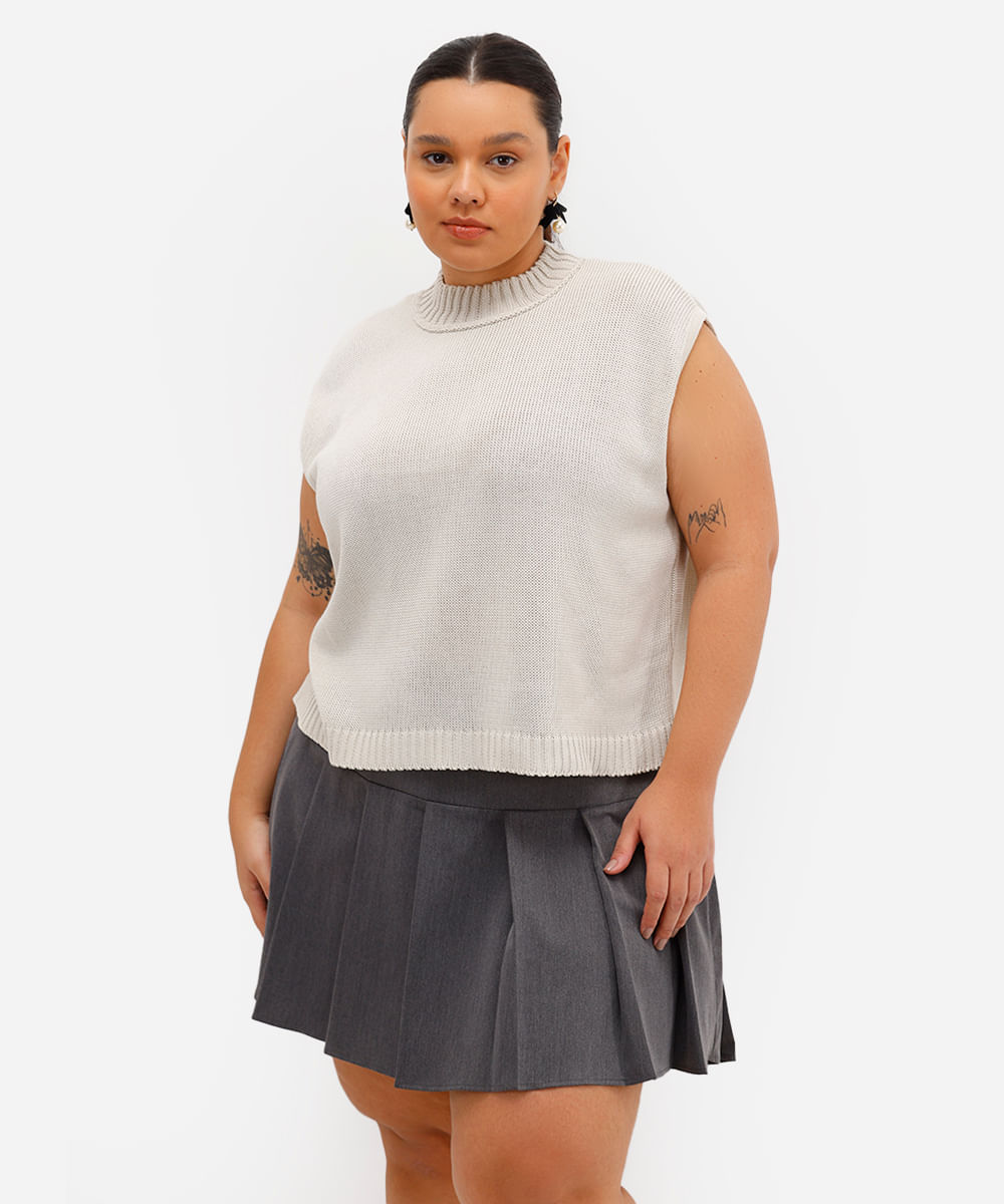 saia curta feminina com pregas plus size cinza